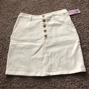 white jean skirt